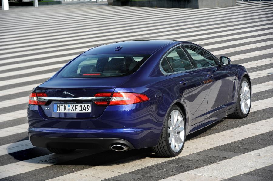  Jaguar XF 2011 года  (фото 55 из 79)